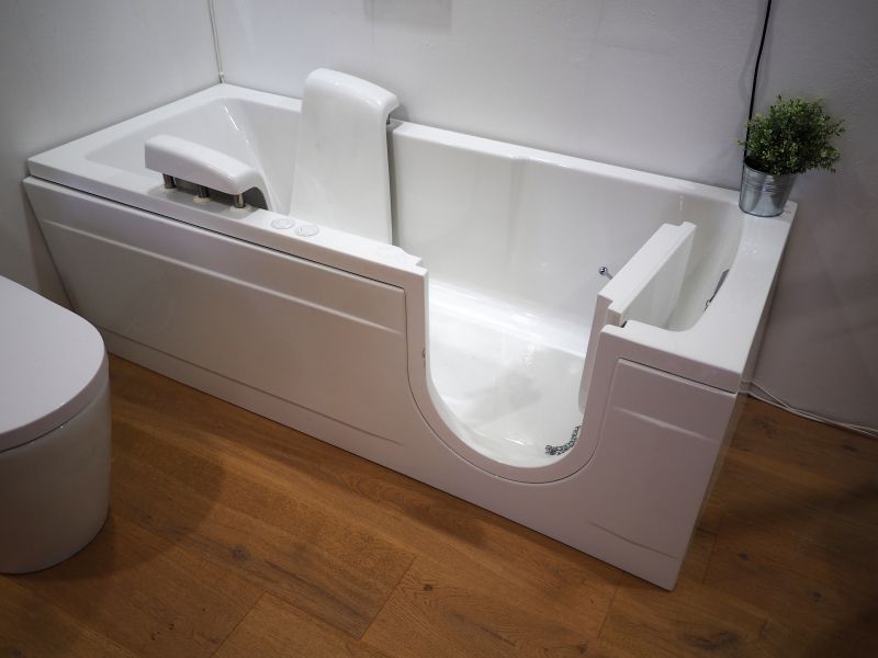 Walk In Tub Service in Palm Coast, FL